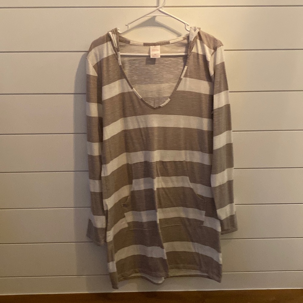 Hooded swim coverup